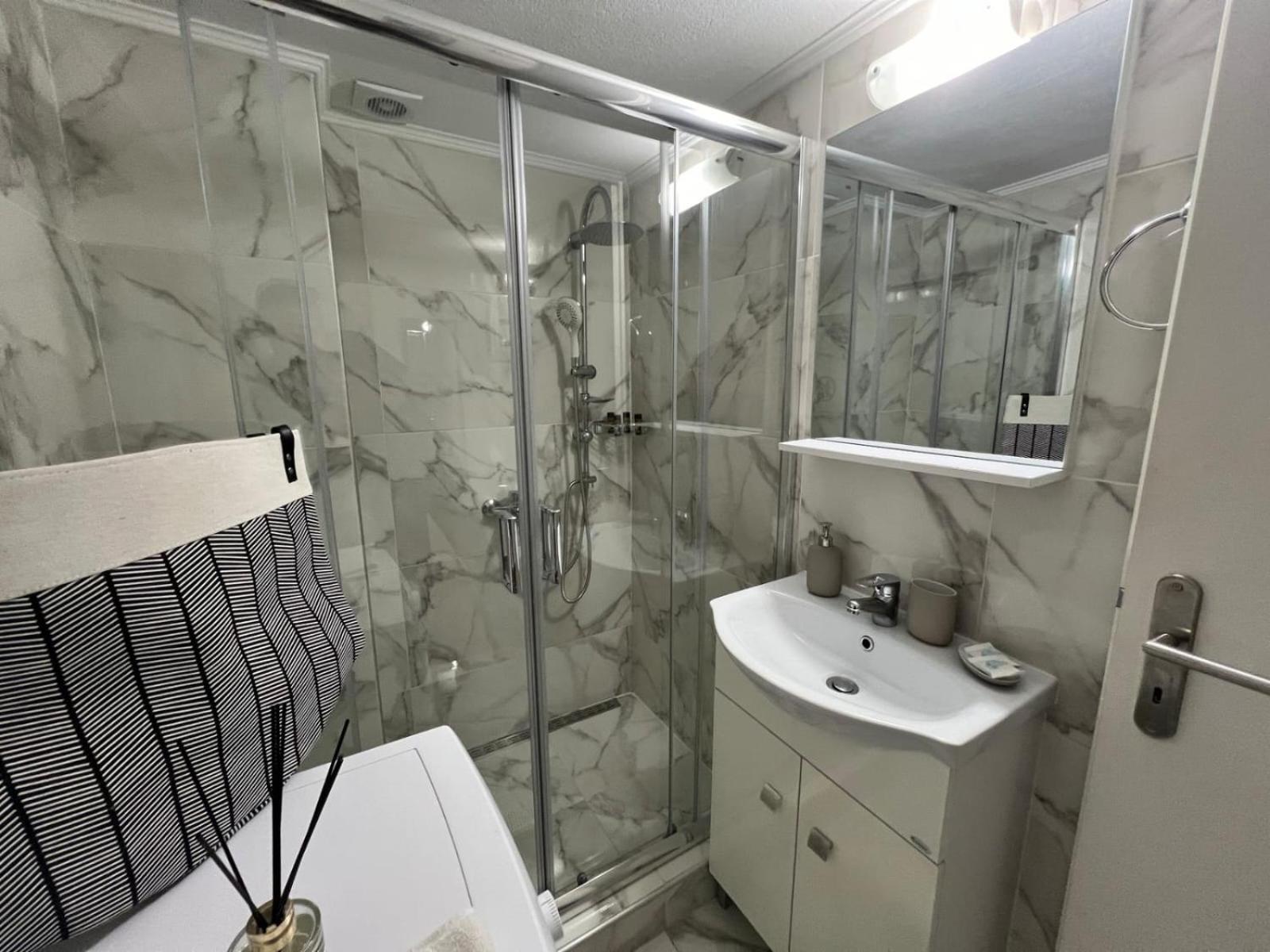 Gk Deluxe Apartment 1 アレクサンドルポリス エクステリア 写真